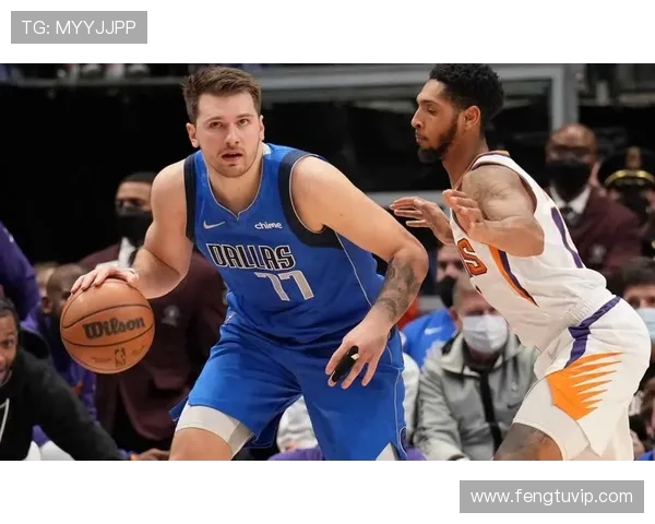 老船长保罗半场表现抢眼9助攻3分1板正负值高达25 老船长保罗半场表现抢眼9助攻3分1板正负值高达25