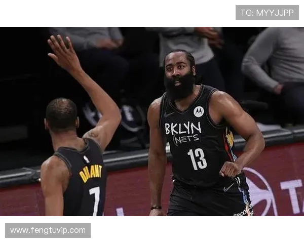 字母哥创历史新高前三场比赛得分破百篮板超四十助攻破十五